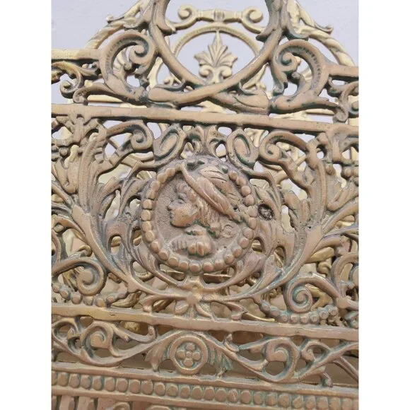 Letter Rack or Envelope Card Holder || Vintage solid brass || Shell shape plate - Picture 10 of 16